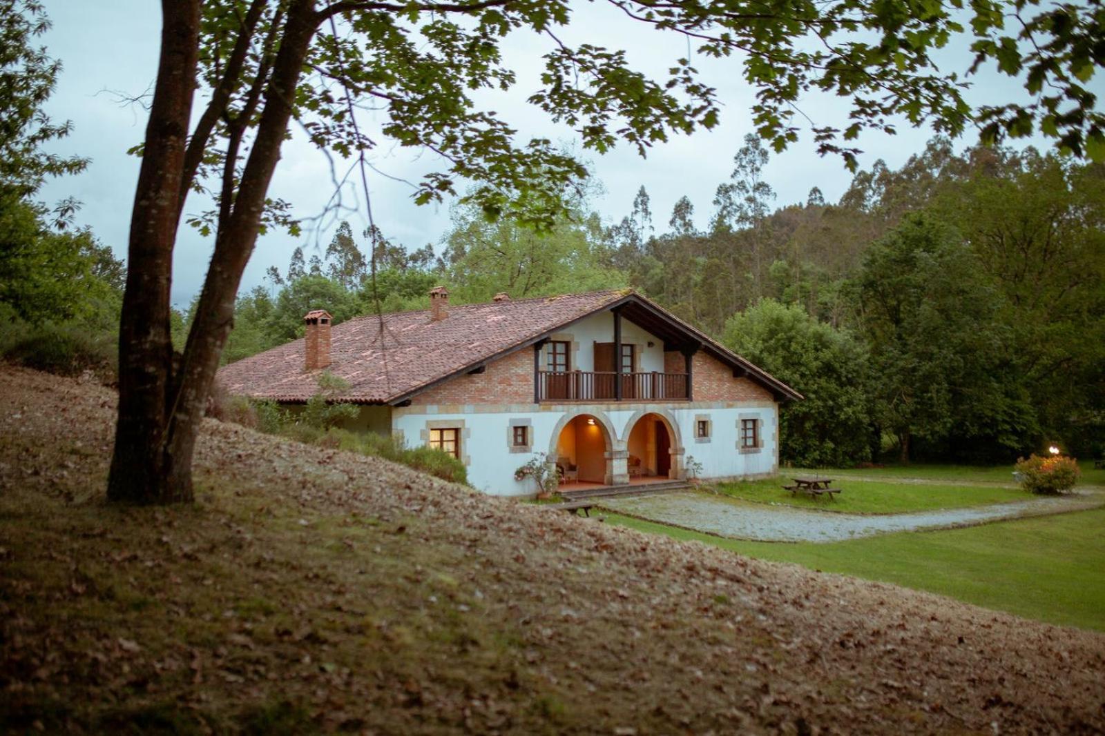El Molino De Bonaco Guest House San Vicente De La Barquera Bagian luar foto